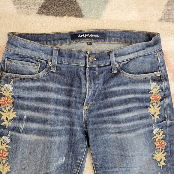 Driftwood Marilyn Floral Embroidered Skinny Jean Size 28 - Picture 4 of 6